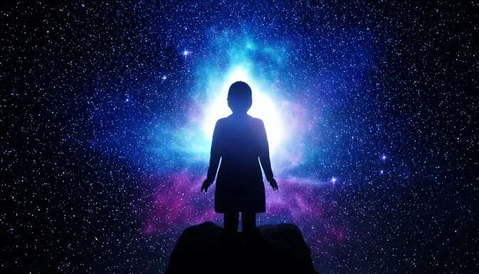 figura humana en medio de un vacío y a su alrededor un aura universal